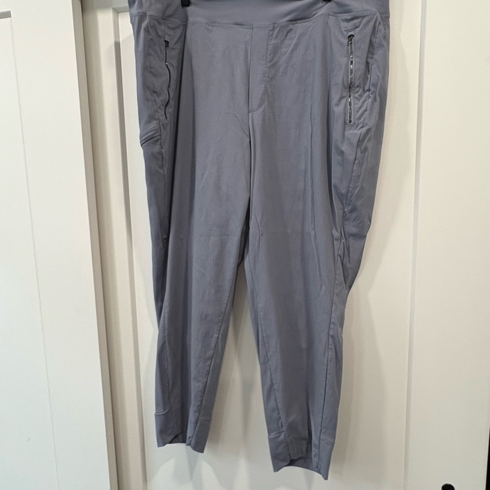 Athleta  Jogger Pants
